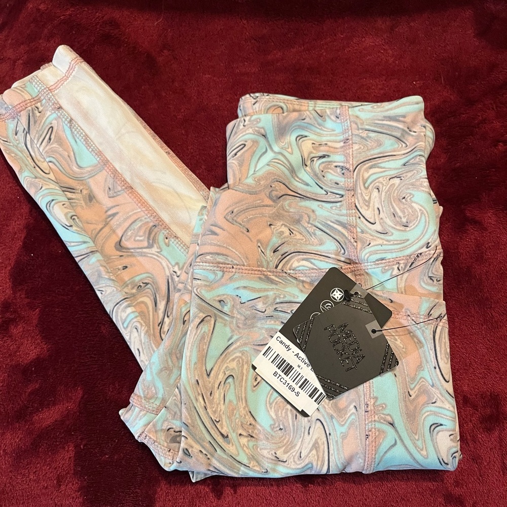 Stylish leggings